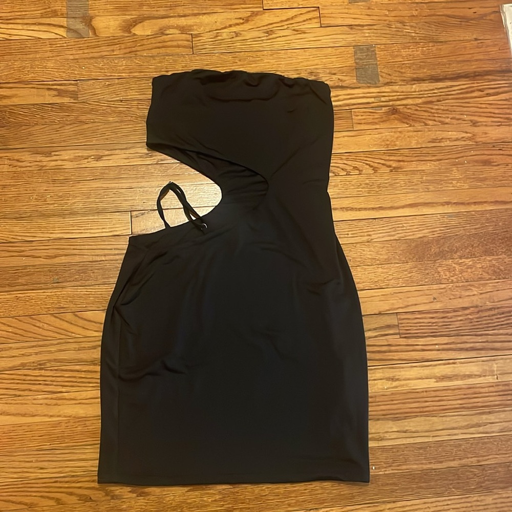 NWOT cut out tube dress size medium - Picture 3 of 5
